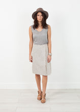 Load image into Gallery viewer, Pleated Skirt in Glitter Dots